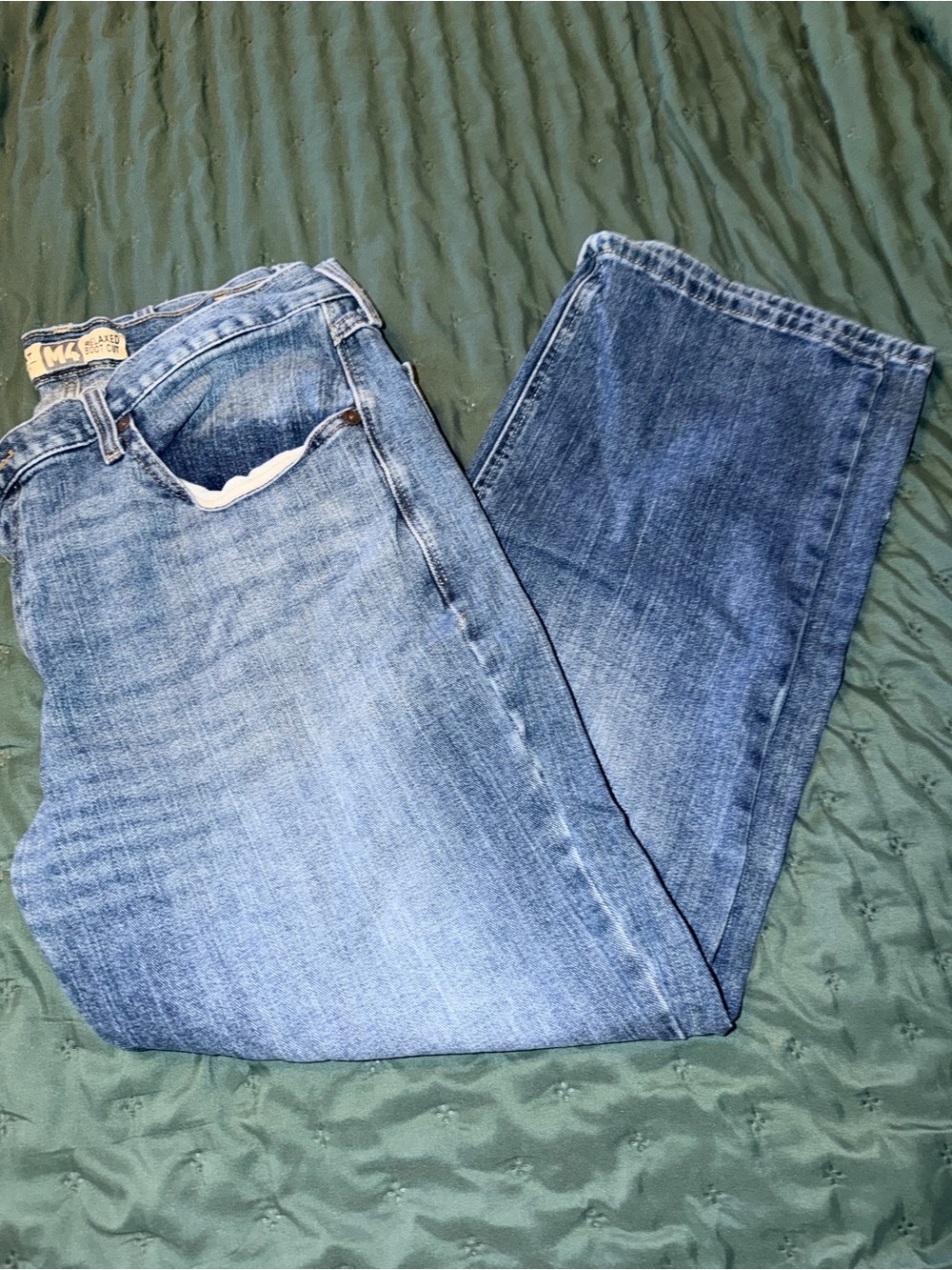 Ariat Men's Relaxed Light Blue Denim Jeans